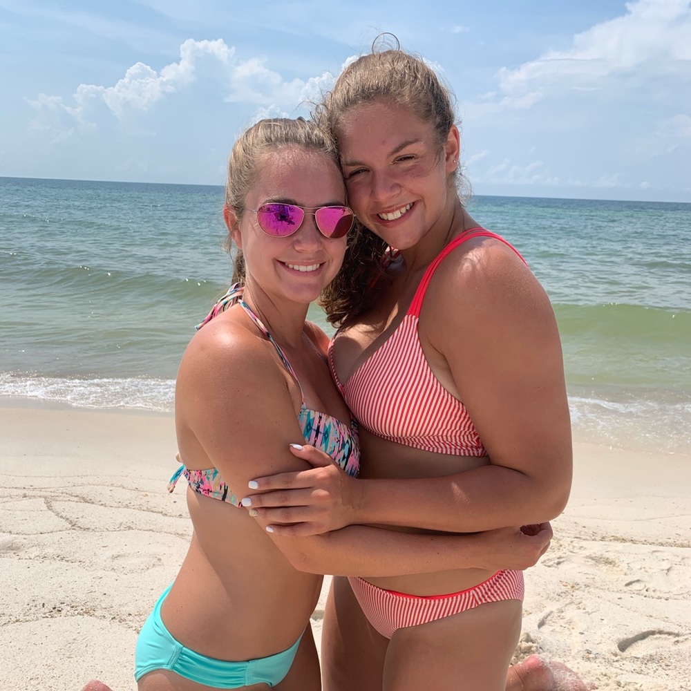 Meet your Posher, Breia